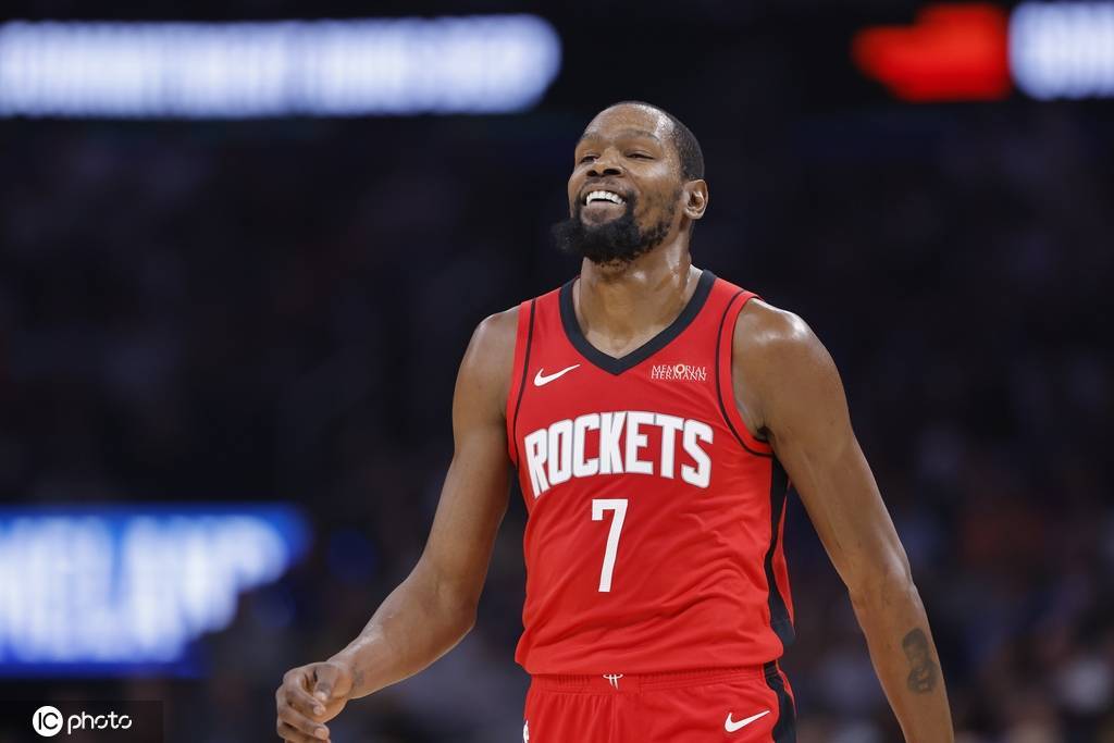 杜兰特:我考虑过回勇士 但不喜欢由老板幕后决定